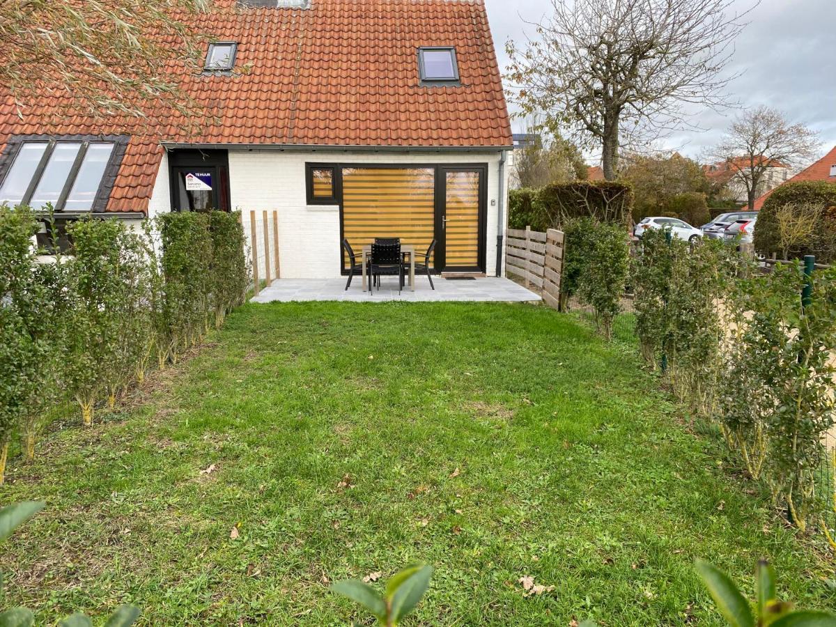 Barkas 23 Villa Nieuwpoort Luaran gambar